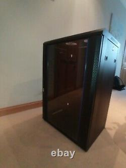 18U 19 inch Wall Mount Server Rack Cabinet with Tempered Glass Door (WxDxH) 600x