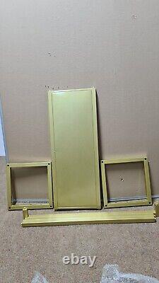 Gold Metal Wall Mounted Hanging Garment Rack Display Stand