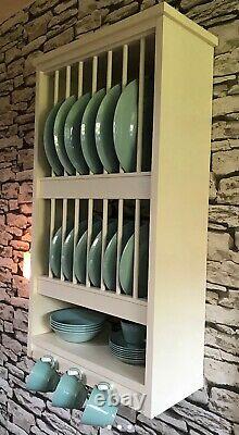 The Berkshire Wall Mounted Pine Plate Rack