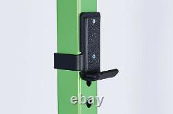 Wall mounted squat rack + FREE plastic lined j-pegs